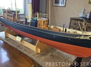 RC Miniature HM Customs Cruiser VIGILANT